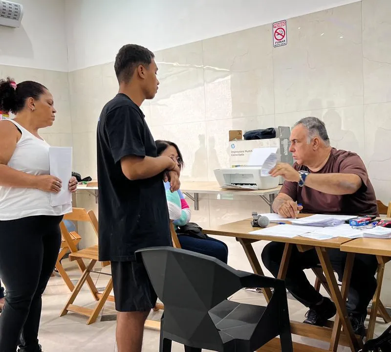 Voluntários e comunidade em ação